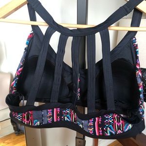 Forever 21 Plus - swimsuit top 3X